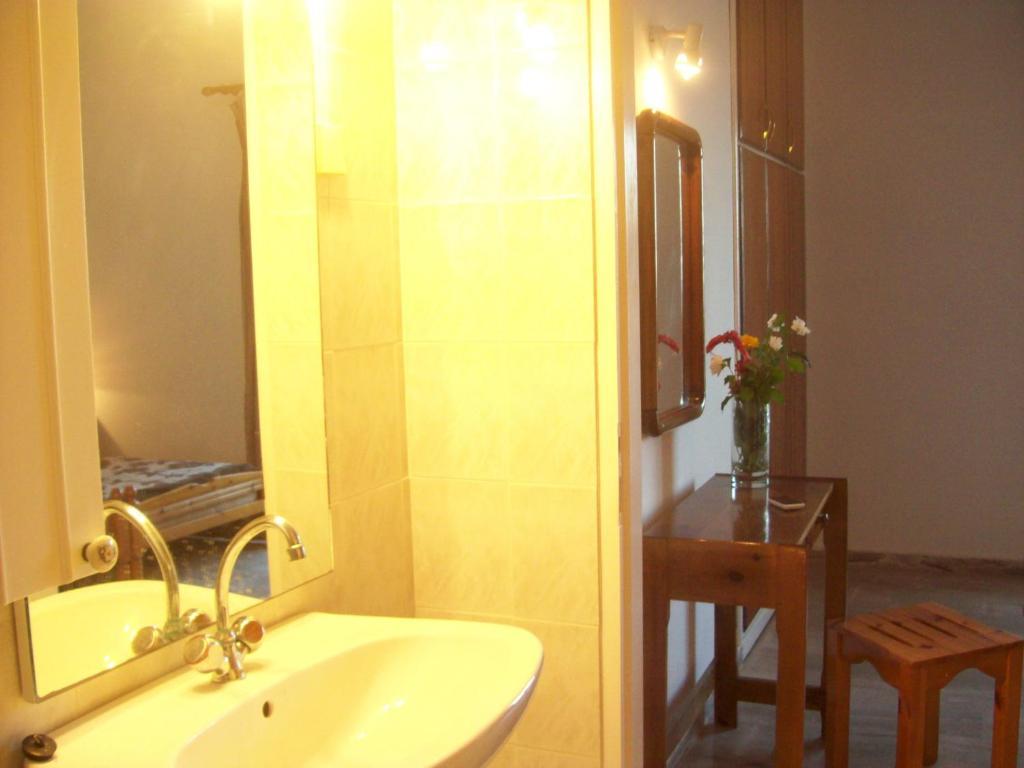 Villa Vania Gardenos Виталадес Номер фото