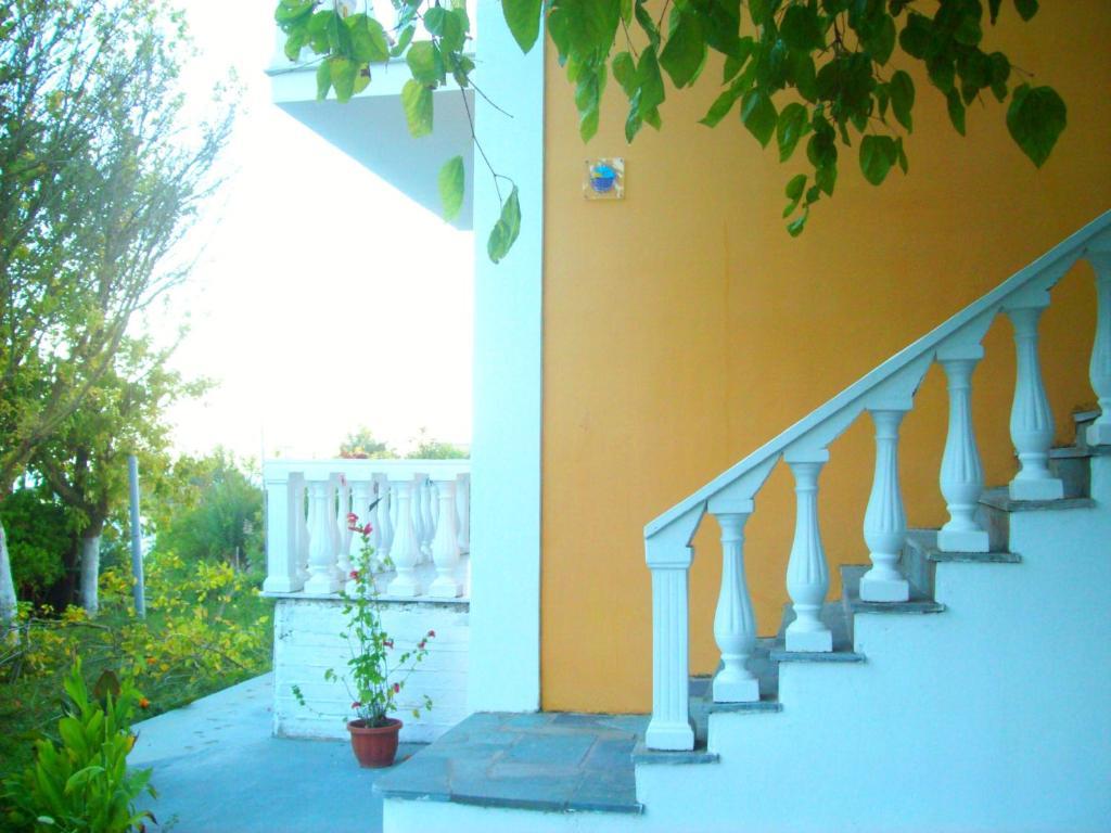 Villa Vania Gardenos Виталадес Экстерьер фото